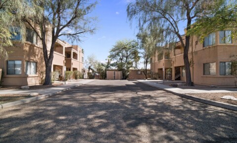Apartments Near Aveda Institute-Tucson The Block on H for Aveda Institute-Tucson Students in Tucson, AZ