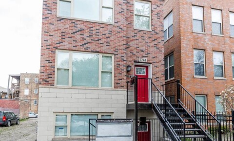 Apartments Near RMC 1244 S Washtenaw Ave for Robert Morris College Students in Chicago, IL