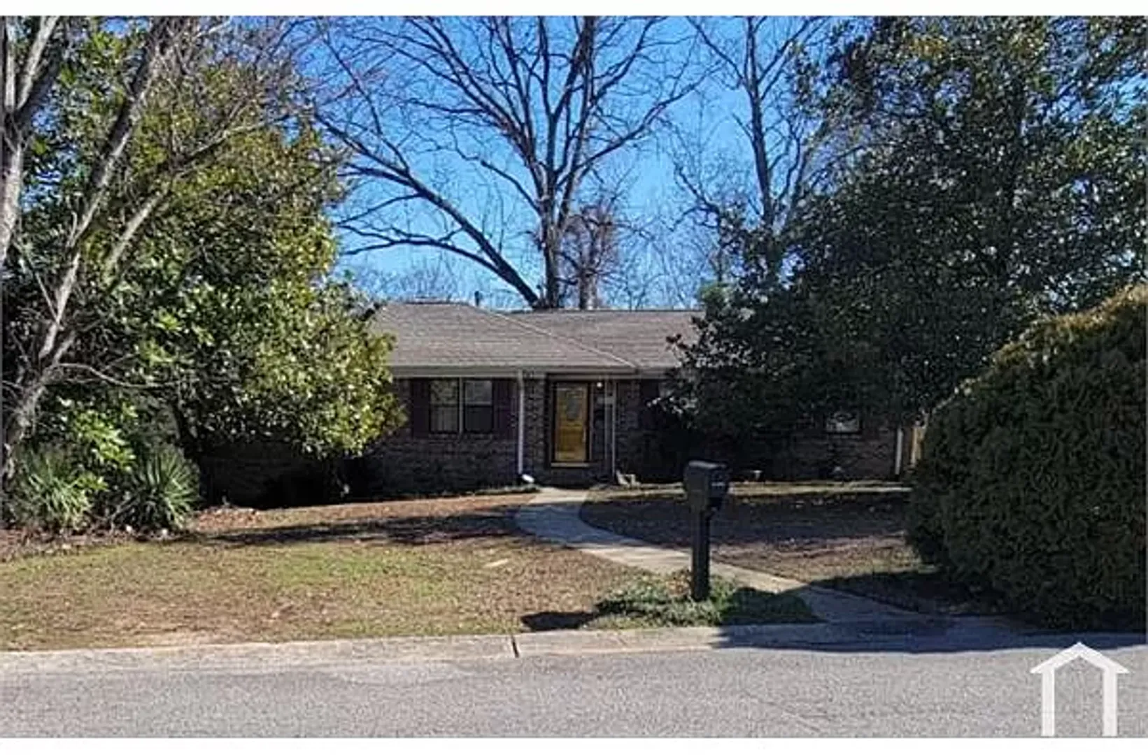 Beautiful 3 Bedroom 2 Bath Home in CenterPoint Area 