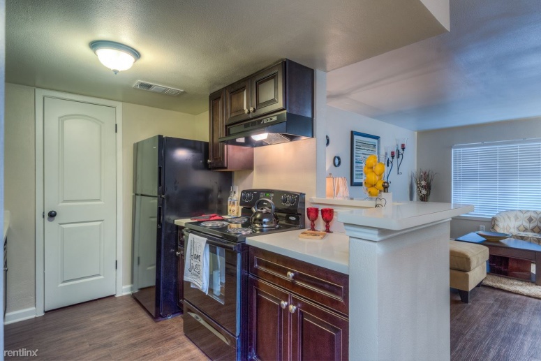 Tomball Ranch Apartments
