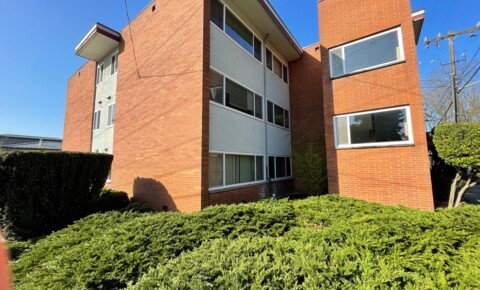 Apartments Near Washington Vali Loa 13-Unit for Washington Students in , WA