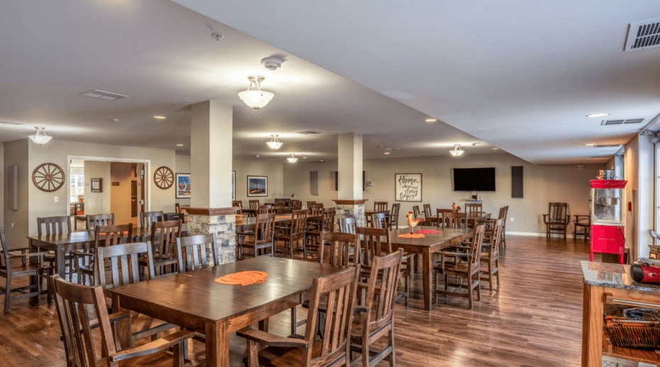 Connect55+ Indianola | A 55+ Active Senior Living Community