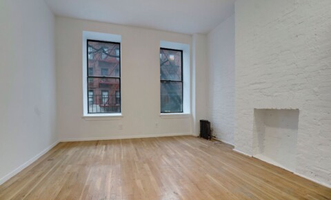 Apartments Near YU 350w47 for Yeshiva University Students in New York, NY