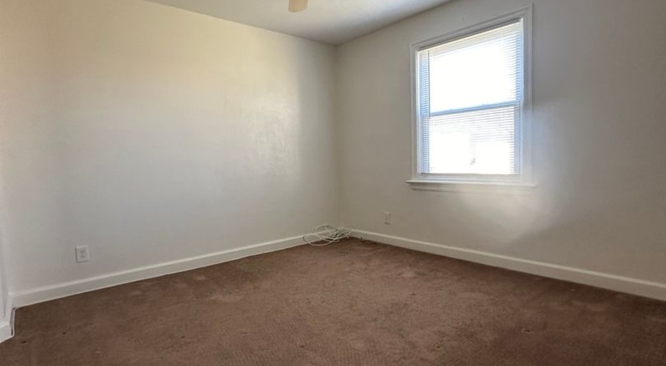 Willoughby 2bedroom/1 bath apartment