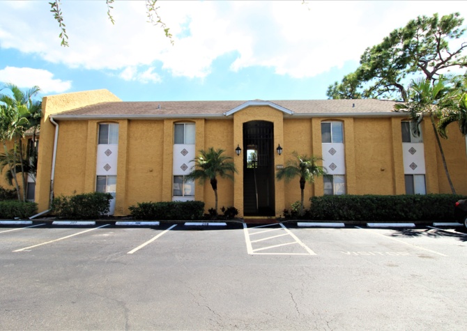 Houses Near Stylish 2 Bedroom Condo in Sarasota - Fully Furnished Annual Rental!