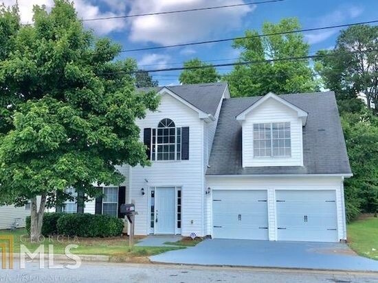 Single Bedroom and bathroom, 3 minute drive from GSU Decatur