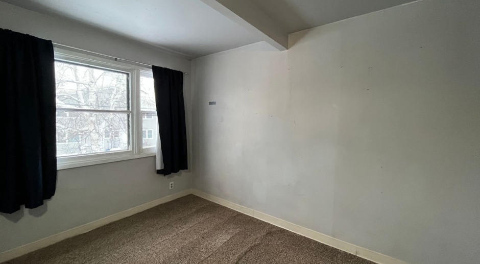 2 bedroom townhouse near planet fitness 