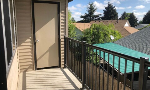 Apartments Near Washington State University-Vancouver Spacious 2 bed 2 bath apartment in great location. for Washington State University-Vancouver Students in Vancouver, WA