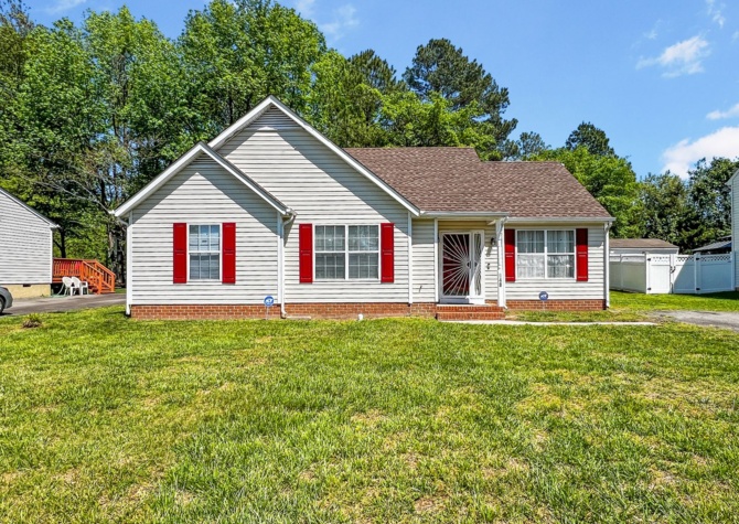 Houses Near HALF-OFF APPLICATION FEES! $200 OFF FIRST MONTH'S RENT! Lovely 3 Bedroom Rancher with Updated Kitchen in Highland Springs!