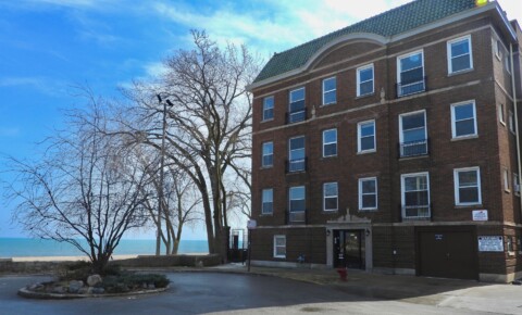 Apartments Near RMC 1051 W PRATT  for Robert Morris College Students in Chicago, IL