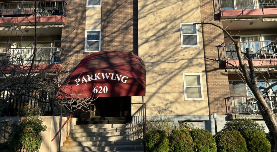 Parkwing Apartments