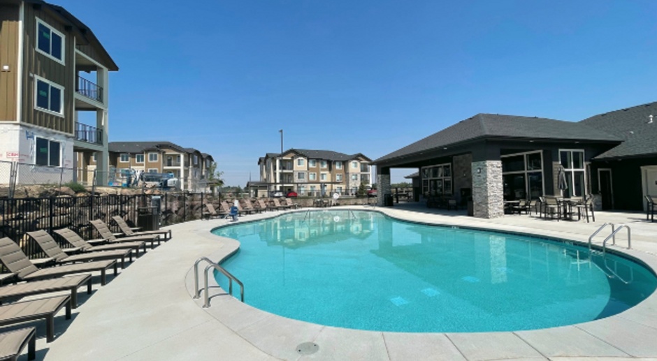 Special Offers: Modern 3-Bed, 2-Bath Apartment with a Cozy Patio and Clubhouse Amenities in Meridian