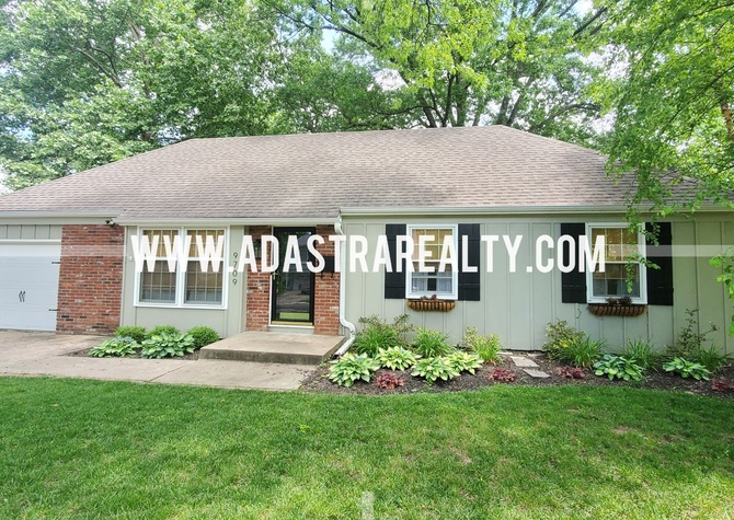 Houses Near Beautiful Home in the Heart of Overland Park-Available in MAY!!