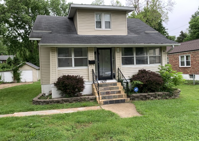 Houses Near Saint Louis, MO - Single-Family - $1,345.00 Available September 2022