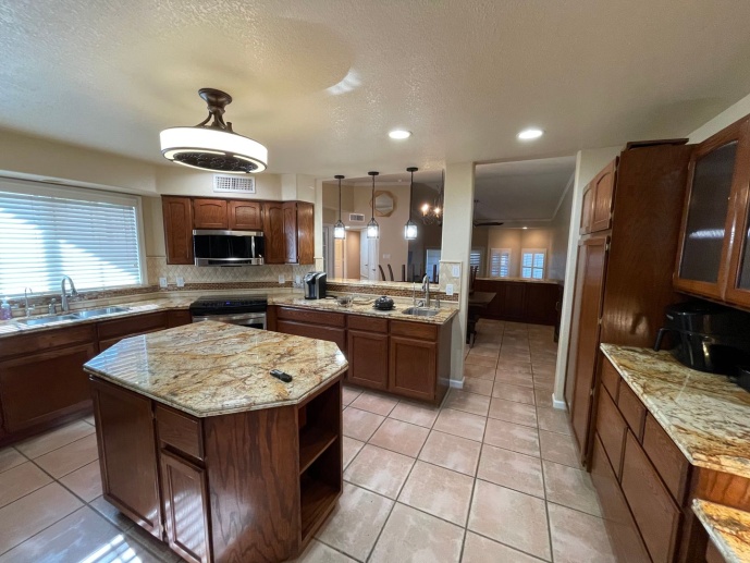 OFFERED FURNISHED OR UNFURNISHED - With view of the Yuma valley! 