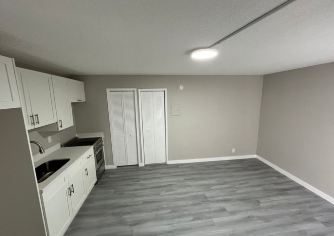Apartments Near Beautifully Remodeled Studio apartment in Poinciana Park Neighborhood of Fort Lauderdale