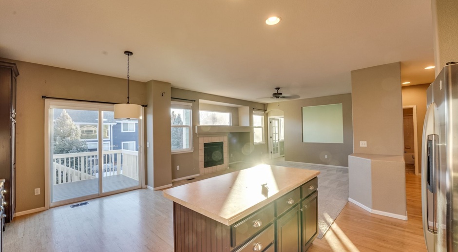 Gorgeous 4 bed 3 Bath House in South Fort Collins