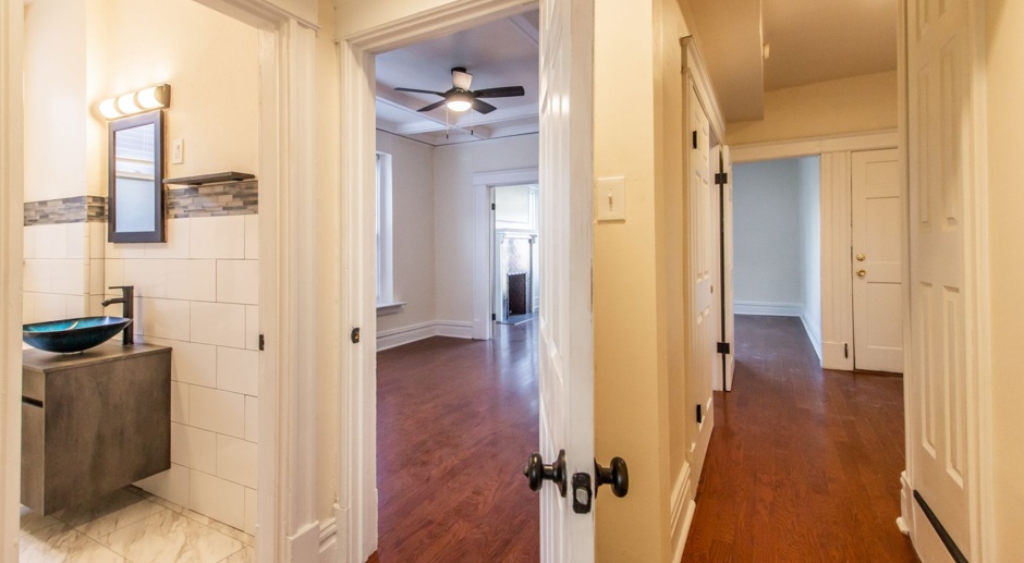 2 Bedroom unit, just rehabbed, available now...ask about our winter special