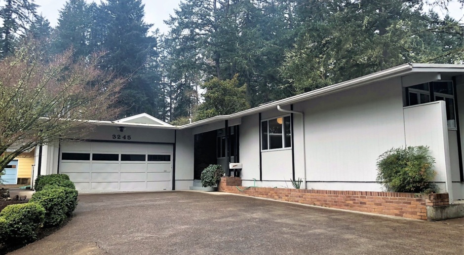 Gorgeous Single Level Home in NW Corvallis!