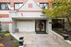 1933 Commonwealth Ave # 2BR