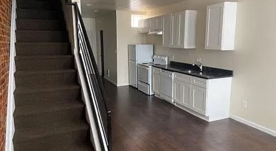 NEWLY UPDATED 2 BEDROOM 2.5 BATH HOUSE READY TO MOVE IN 