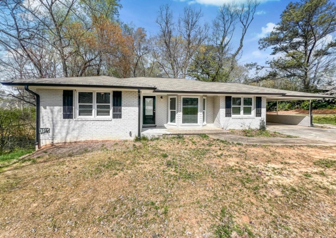 Houses Near Completely Renovated 3 BR/3 BA Ranch with Additional Living Space in Acworth!