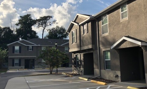 Apartments Near Brewster Technical Center Montclair Townhomes for Brewster Technical Center Students in Tampa, FL