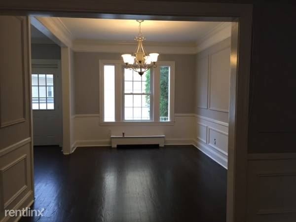 Beautiful 3 Bed 1.5 Bath in Townhome - Pets Welcome - Laundry - Tuckahoe
