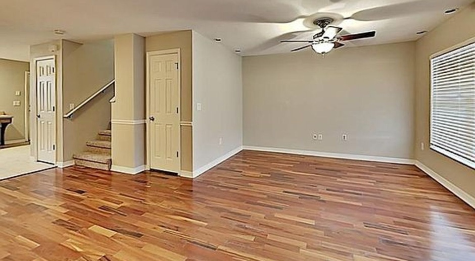 Gorgeous, Three Bedroom, Two Bath Town House in Seminole Heights