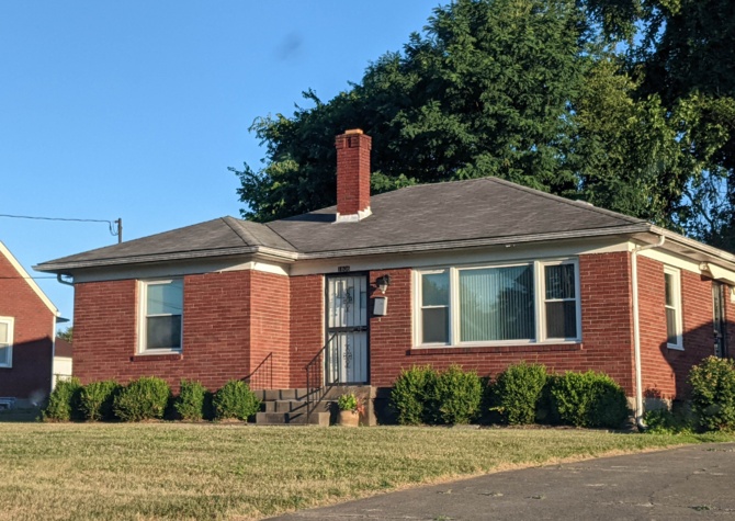 Houses Near 2 bedroom Home in Shively
