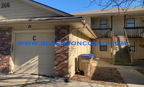 Apartments Near House of Heavilin Beauty College-Raymore Great PRICE, great LOCATION - WONT LAST LONG! for House of Heavilin Beauty College-Raymore Students in Raymore, MO