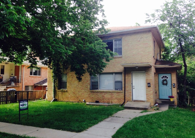 Houses Near 2BD/1BA On The Hill 2 Blocks from CU Campus!