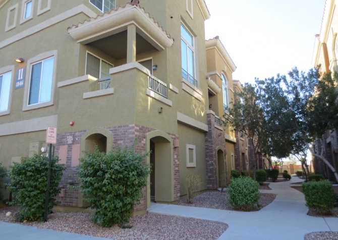 Houses Near GREAT TOWNHOME IN NORTH PHOENIX!!