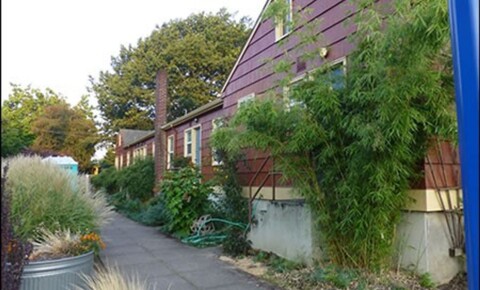 Apartments Near DeVry University-Oregon THE SYCAMORE (NR-SYCAMORE) for DeVry University-Oregon Students in Portland, OR