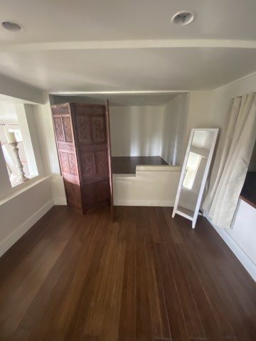 Spacious 1BD/1BA remodeled ocean/canyon view guesthouse