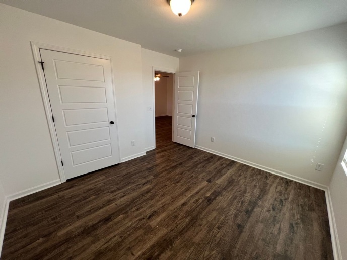 NEW 3 Bedroom Duplex in Duenweg, Missouri!