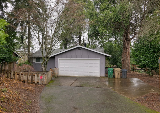 Houses Near Quiet 3 Bed, 2 Bath Single story Ranch Nestled in the trees