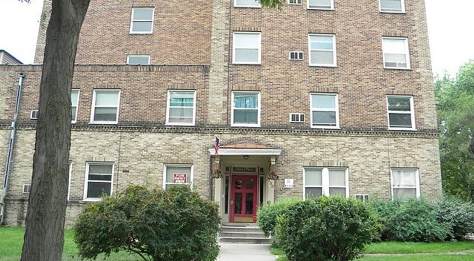 SEPTEMBER MOVE IN~Studio, 1 Bedroom, and 2 Bedroom Apartments for Sept 2022- Close by the University of Minnesota