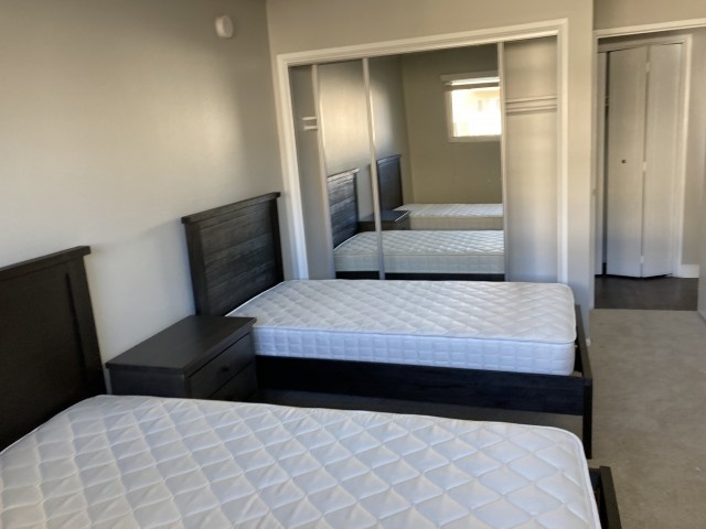 SUMMER INTERNSHIP HOUSING FURNISHED + HIGH SPEED WIFI ACROSS FROM UCLA CAMPUS! 