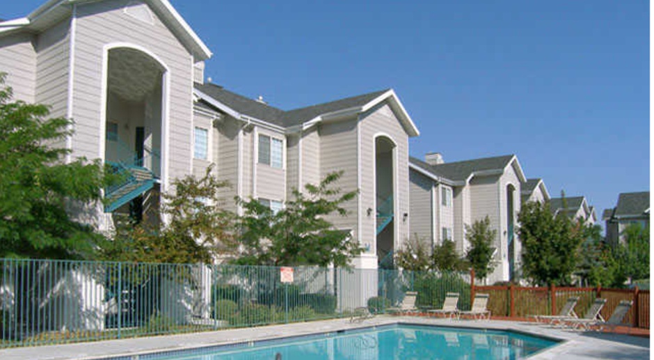 Country Springs Apartments