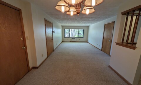 Houses Near Porter and Chester Institute of Westborough 1 bedroom Oak Terrace-Framingham  for Porter and Chester Institute of Westborough Students in Westborough, MA