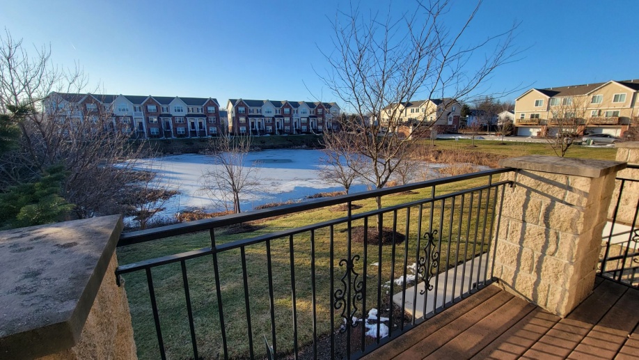 LUXURY END UNIT TOWNHOME WITH 3 BEDROOMS, 2 FULL BATHS, AND 2 HALF BATHS!