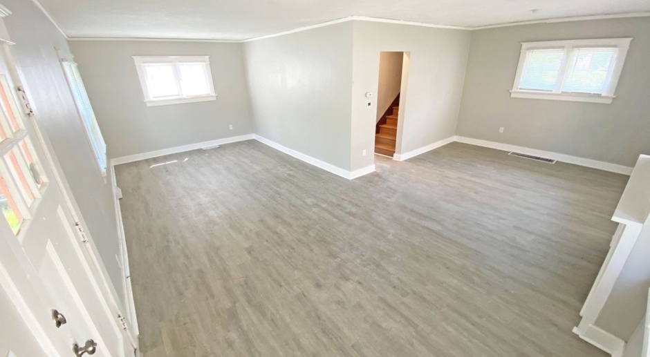 Beautifully Remodeled Single-Family Home in Dayton!: New Year, New Home: 50% Off First Full Month's Rent