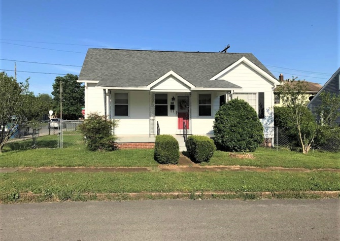 Houses Near Nice 2BR/1BA in Old Hickory