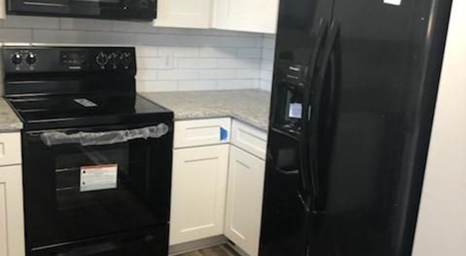 Fully renovated town home in Tuscony Circle