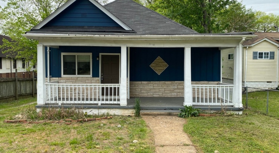 3115 14th Ave. - Cute 3 bed/1 bath rental home in Chattanooga! Available now! $1,495/mo.