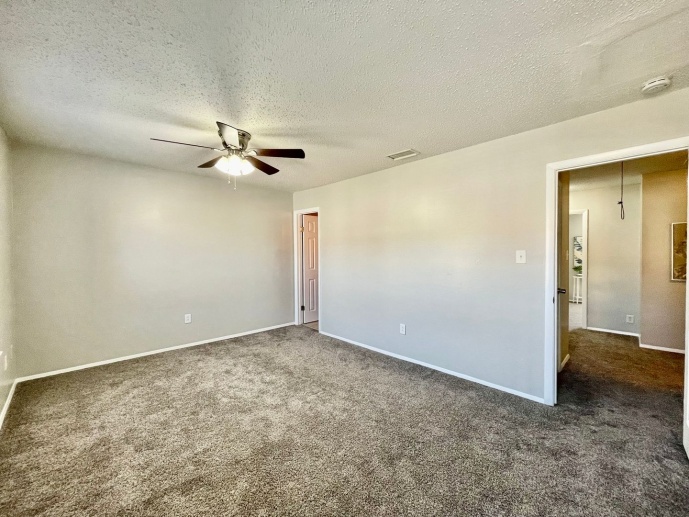 Beautifully Updated & Ready 03-14-24!! Fenced Deck - Pet Friendly - All Appliances Convey!
