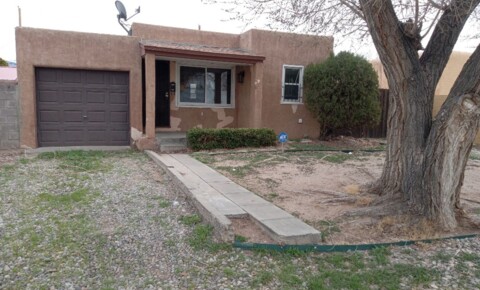 Houses Near CNM Cozy 2-Bedroom 1 Bathroom Home in NE ABQ! Showings Available!! Immediate Move In! for Central New Mexico Community College Students in Albuquerque, NM