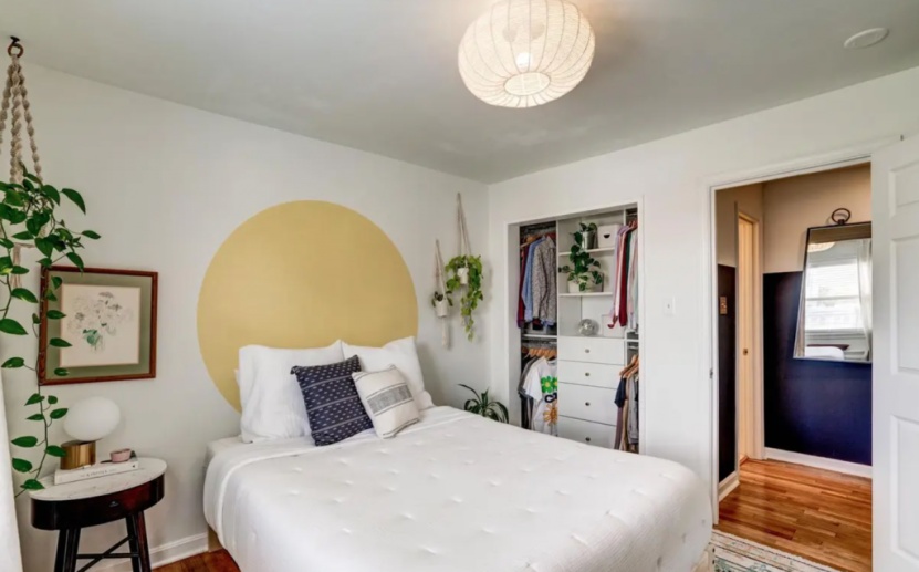Apartment Therapy Featured One Bedroom (Available July 1)