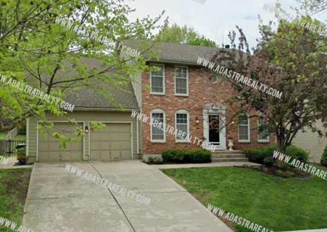 Houses Near Beautiful Overland Park Home-Available NOW!!